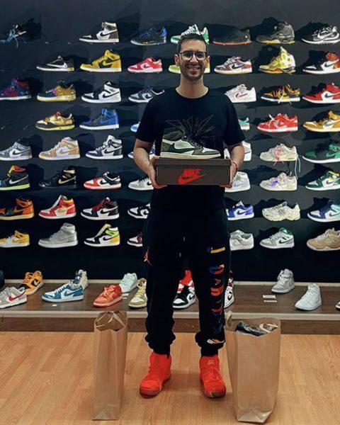 @blackelespanolito en una de nuestras tiendas